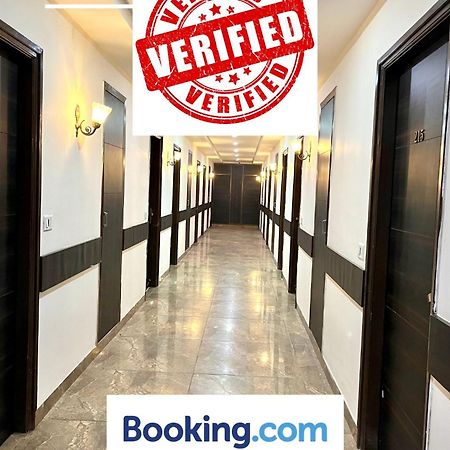 Hotel Jb Residency !! Luxurious & Royal Balcony Rooms !! Large Rooms Zirakpur Luaran gambar