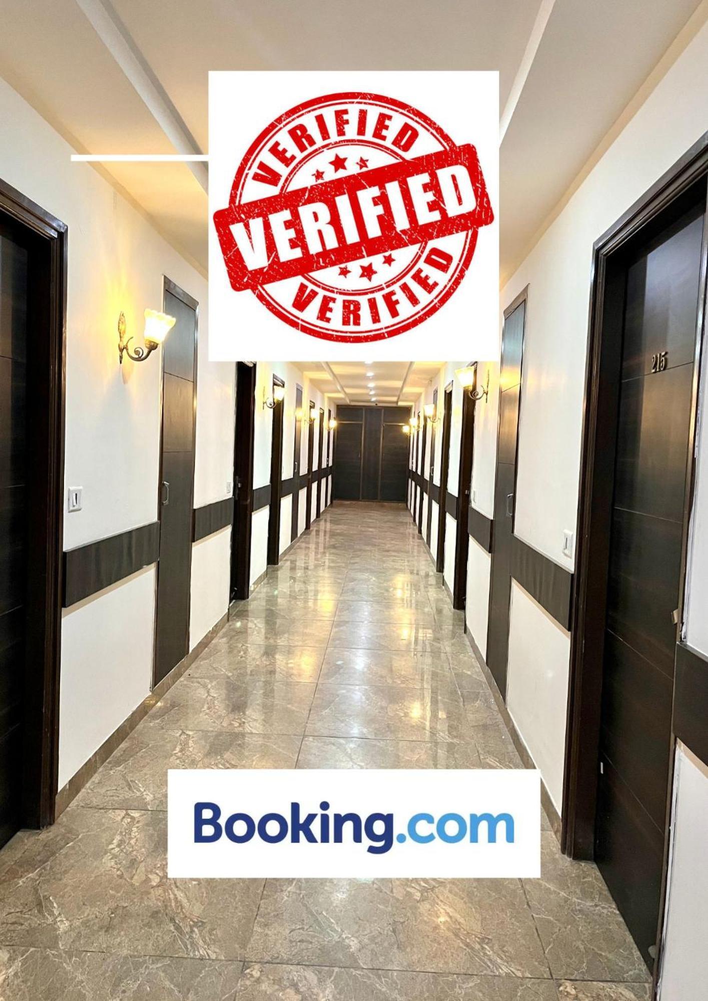 Hotel Jb Residency !! Luxurious & Royal Balcony Rooms !! Large Rooms Zirakpur Luaran gambar